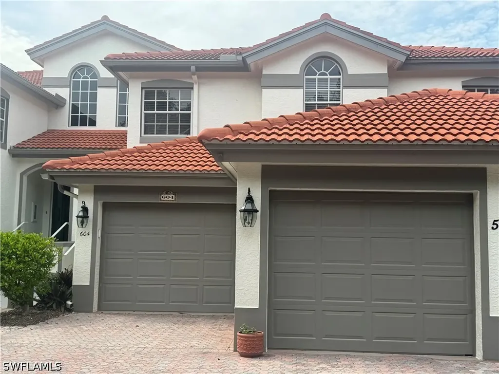 562 Laguna Royale Boulevard Naples FL 34119
