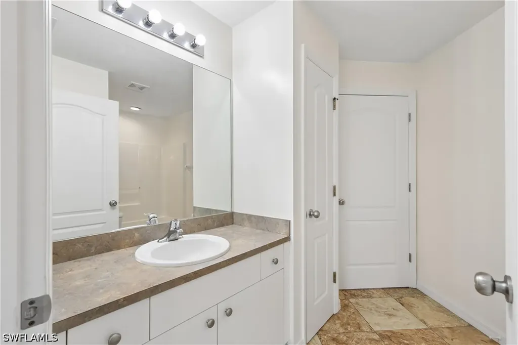 2846 NW 3rd Street Cape Coral FL 33993