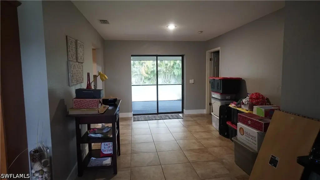 1203 SE 33rd Street Cape Coral FL 33904