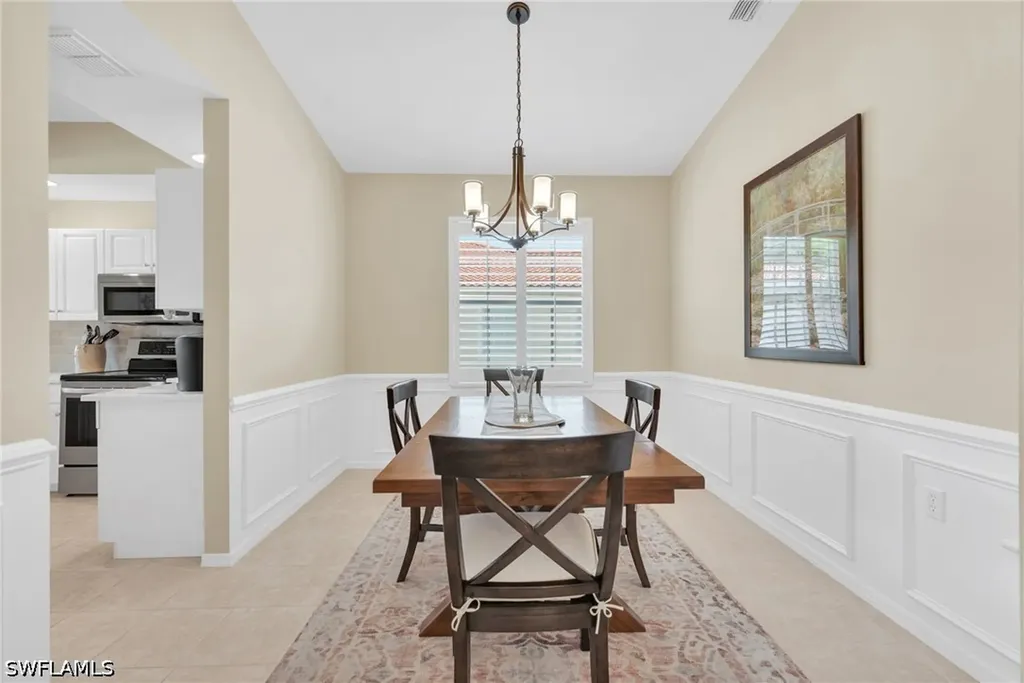 3365 Grand Cypress Drive Naples FL 34119