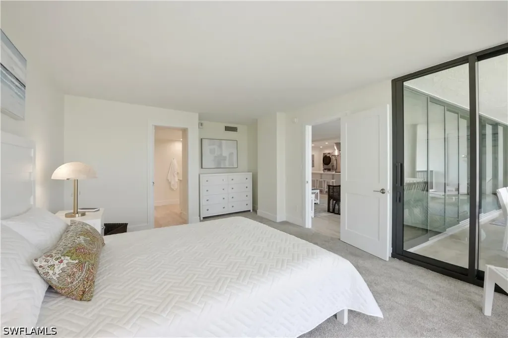 2316 Gulf Shore Boulevard N Naples FL 34103
