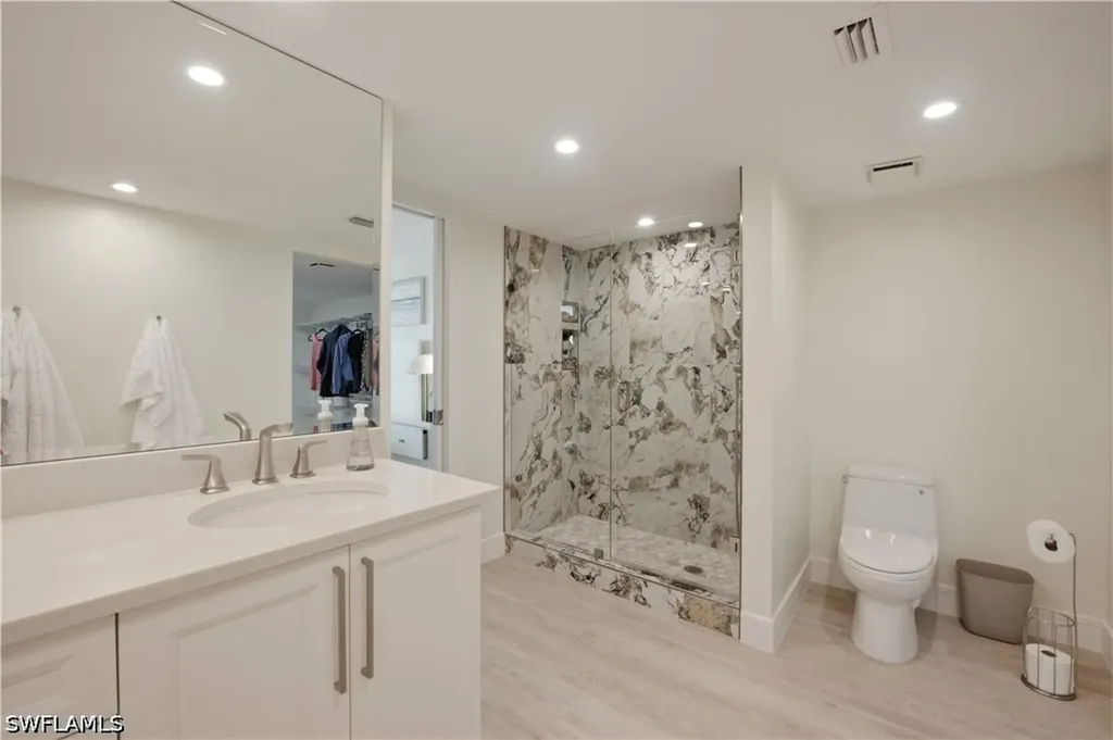 2316 Gulf Shore Boulevard N Naples FL 34103