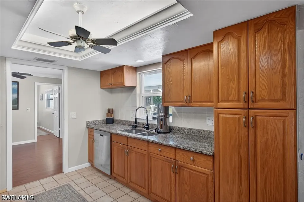 2333 Dover Avenue Fort Myers FL 33907