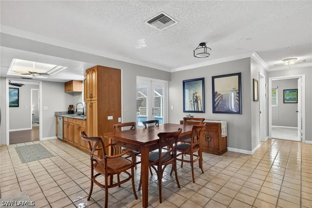 2333 Dover Avenue Fort Myers FL 33907