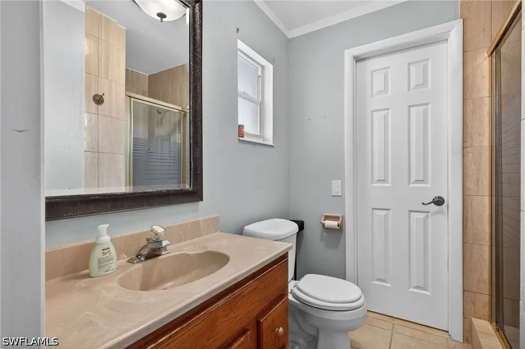 2333 Dover Avenue Fort Myers FL 33907