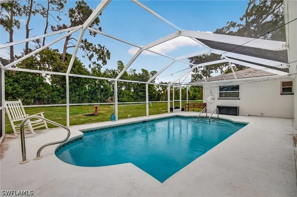 2333 Dover Avenue Fort Myers FL 33907