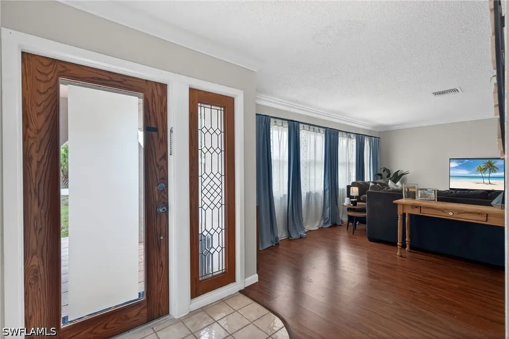 2333 Dover Avenue Fort Myers FL 33907
