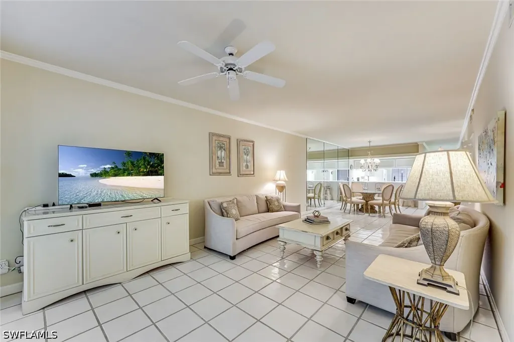 2325 Hidden Lake Drive Naples FL 34112