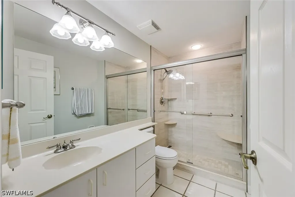 2325 Hidden Lake Drive Naples FL 34112