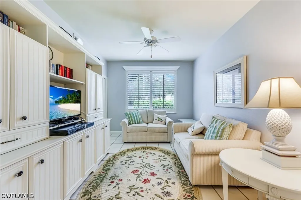 2325 Hidden Lake Drive Naples FL 34112