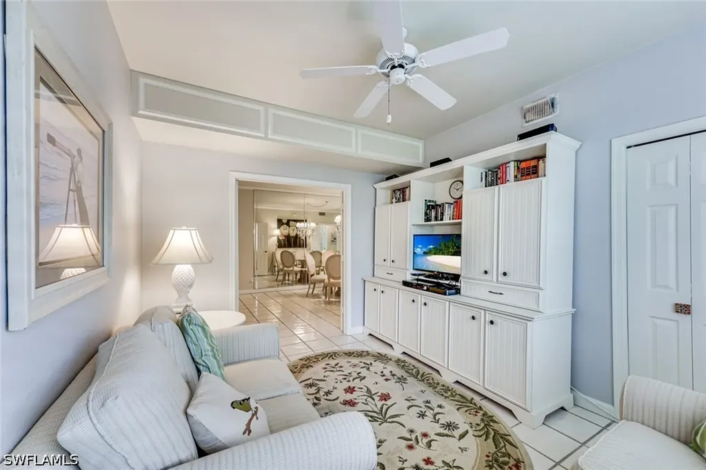 2325 Hidden Lake Drive Naples FL 34112