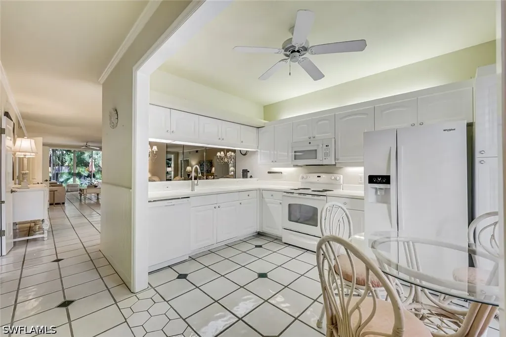 2325 Hidden Lake Drive Naples FL 34112