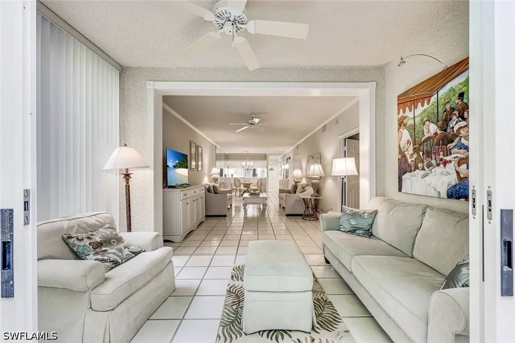 2325 Hidden Lake Drive Naples FL 34112
