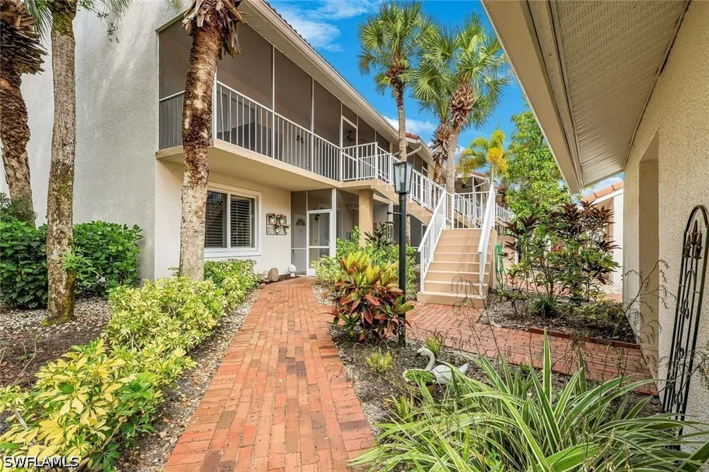2325 Hidden Lake Drive Naples FL 34112