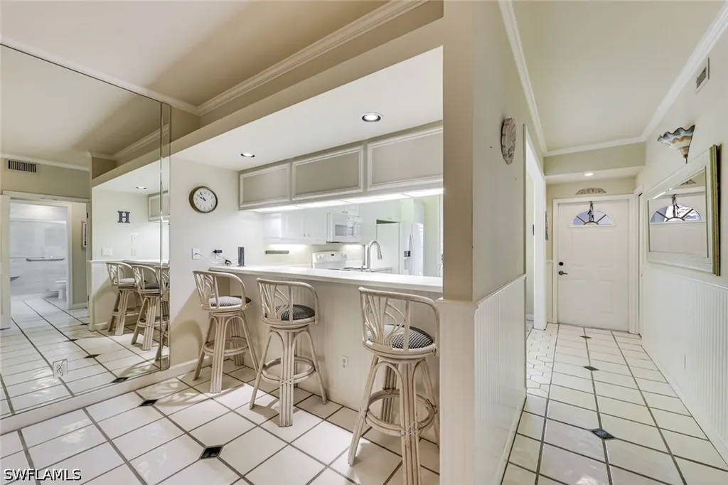 2325 Hidden Lake Drive Naples FL 34112