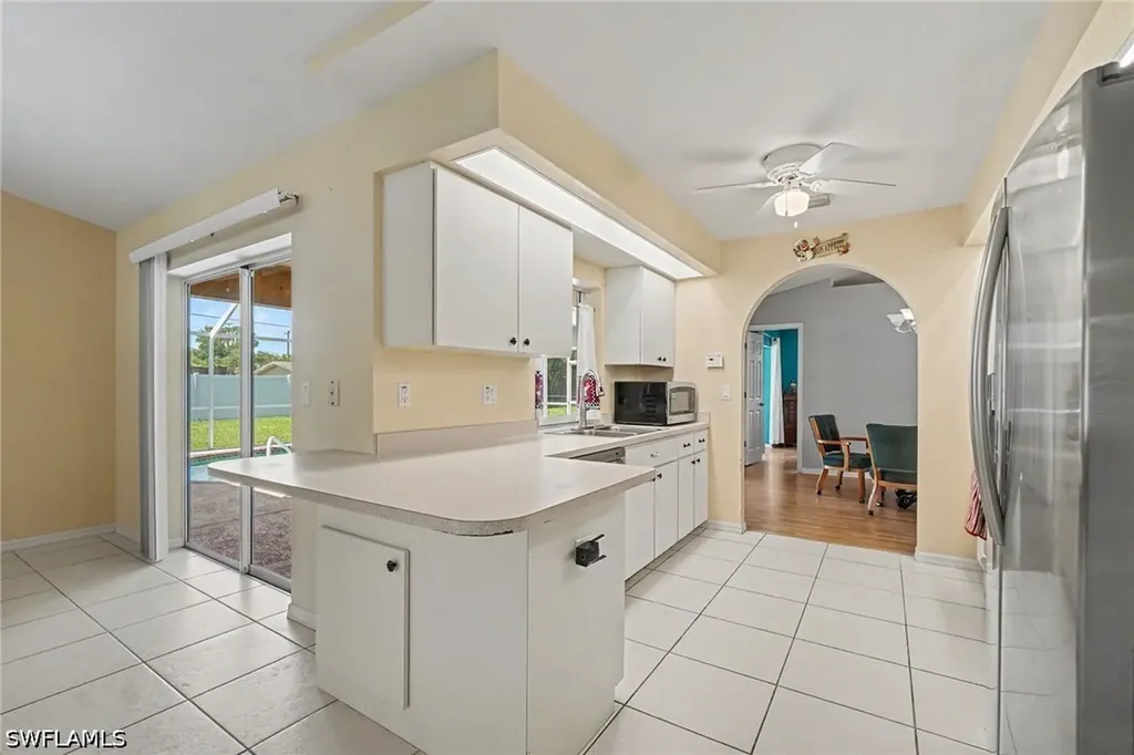 1714 SE 21st Terrace Cape Coral FL 33990