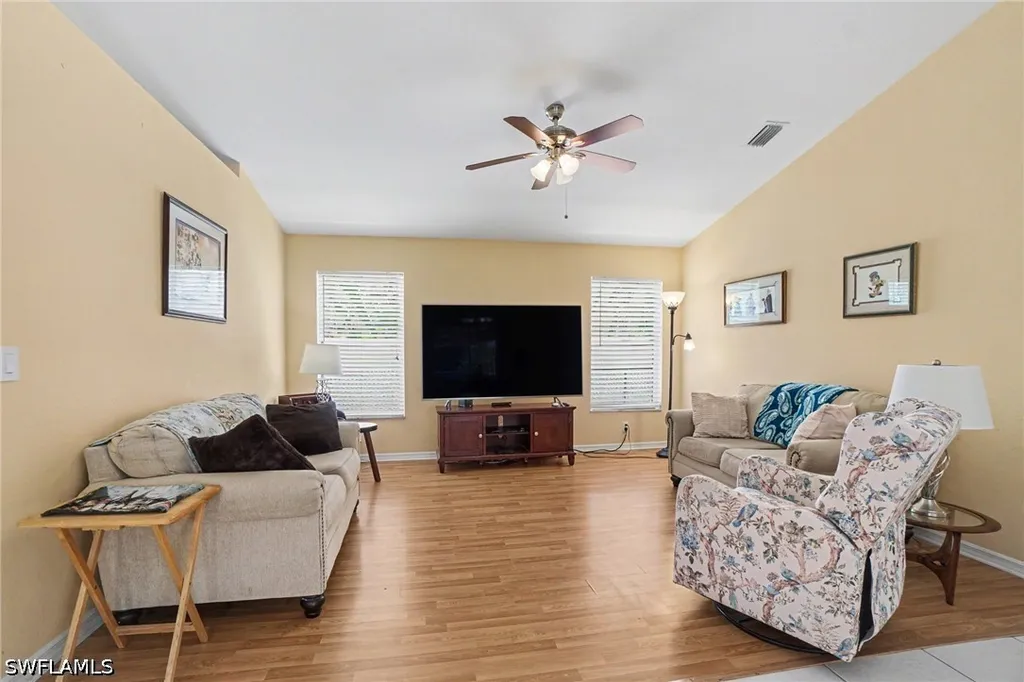 1714 SE 21st Terrace Cape Coral FL 33990