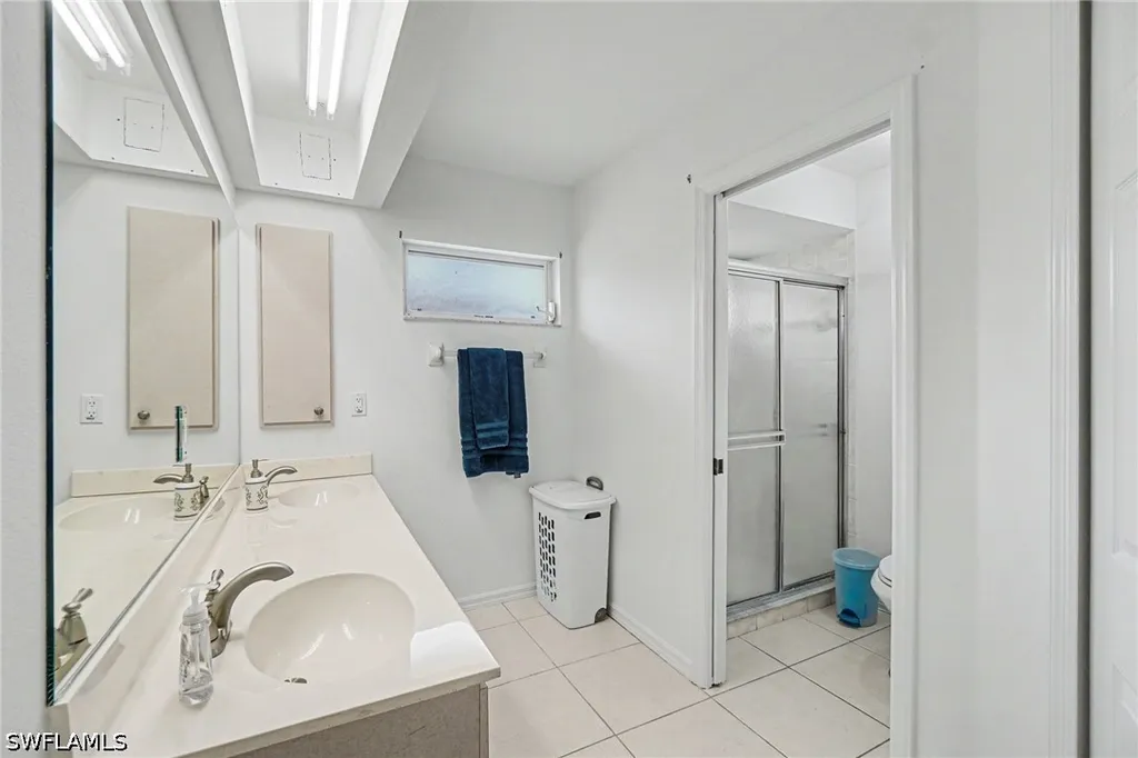 1714 SE 21st Terrace Cape Coral FL 33990