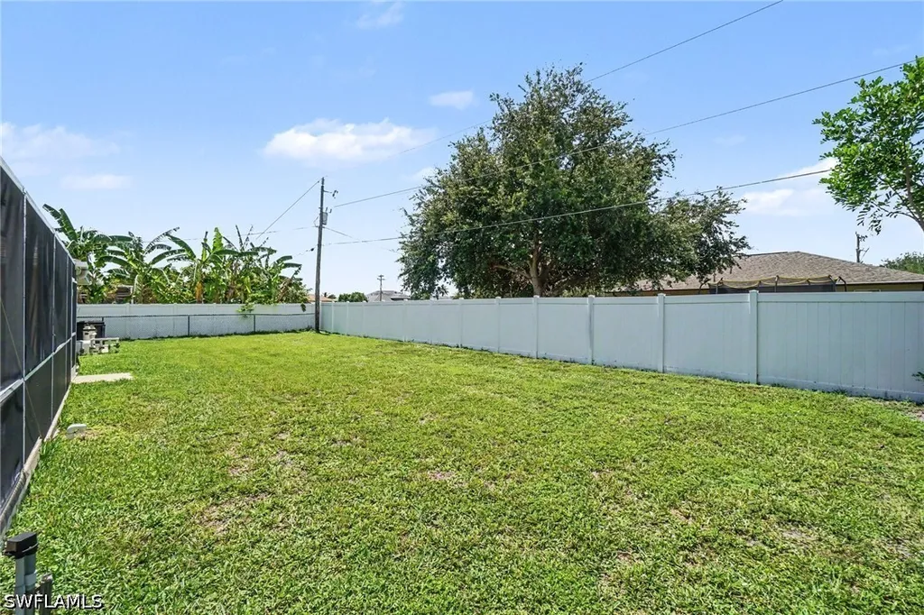 1714 SE 21st Terrace Cape Coral FL 33990