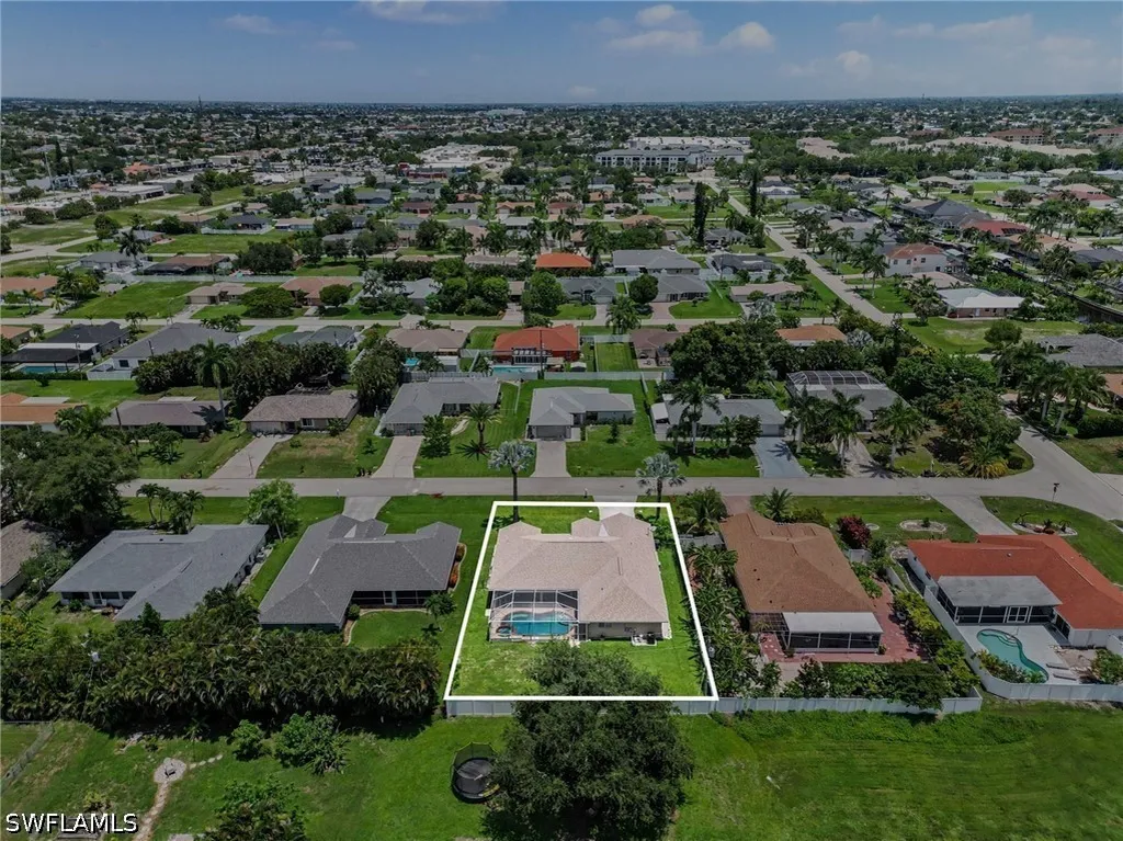 1714 SE 21st Terrace Cape Coral FL 33990