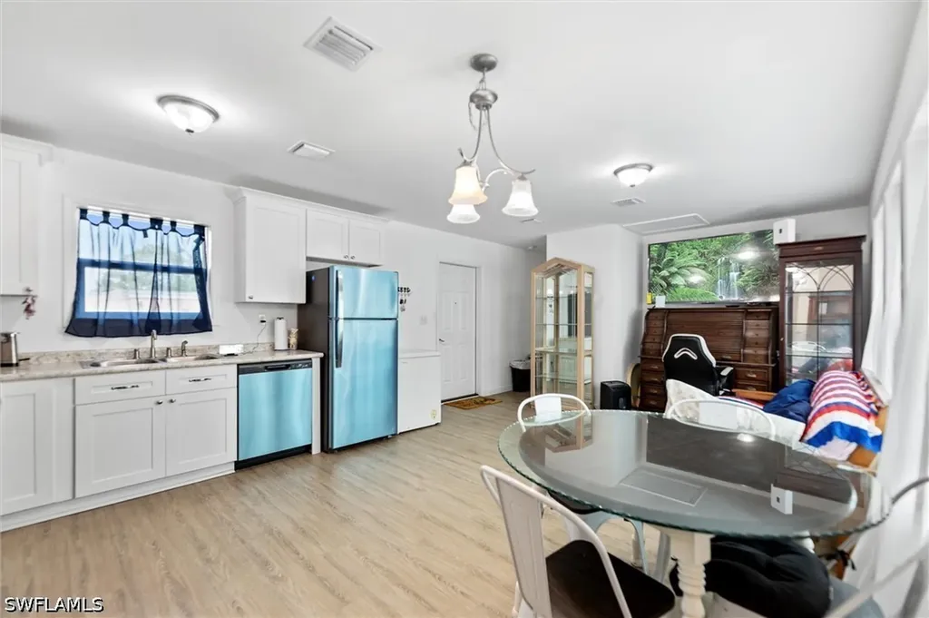 2960 Lunar Street Naples FL 34112