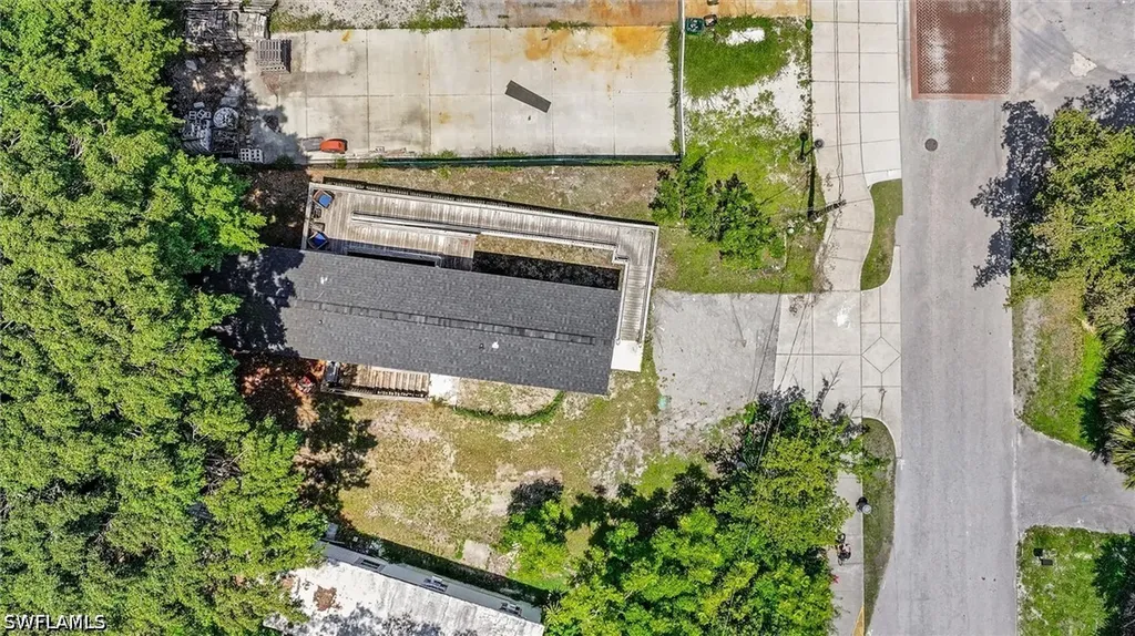 2960 Lunar Street Naples FL 34112