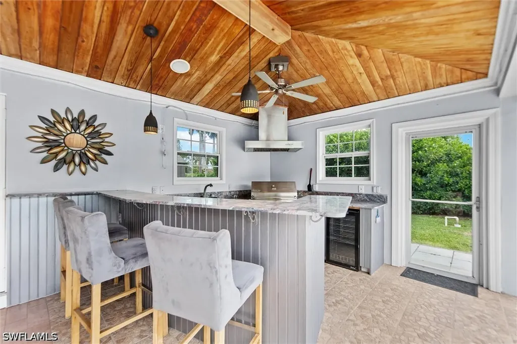 93 7th Street Bonita Springs FL 34134