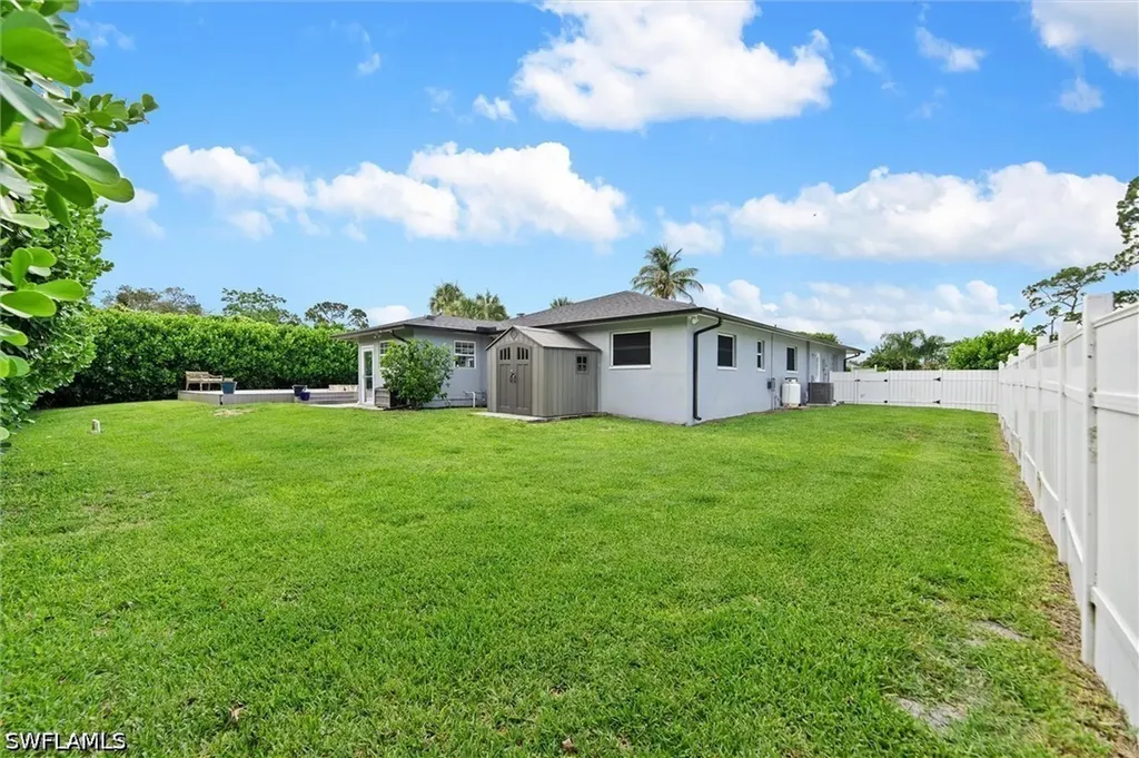 93 7th Street Bonita Springs FL 34134