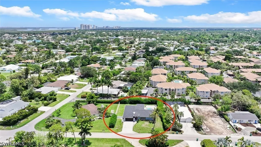 93 7th Street Bonita Springs FL 34134
