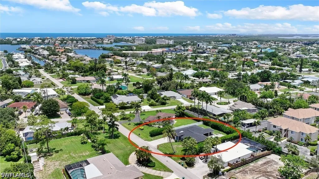93 7th Street Bonita Springs FL 34134
