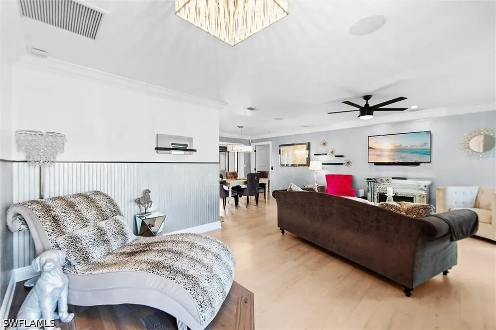 93 7th Street Bonita Springs FL 34134