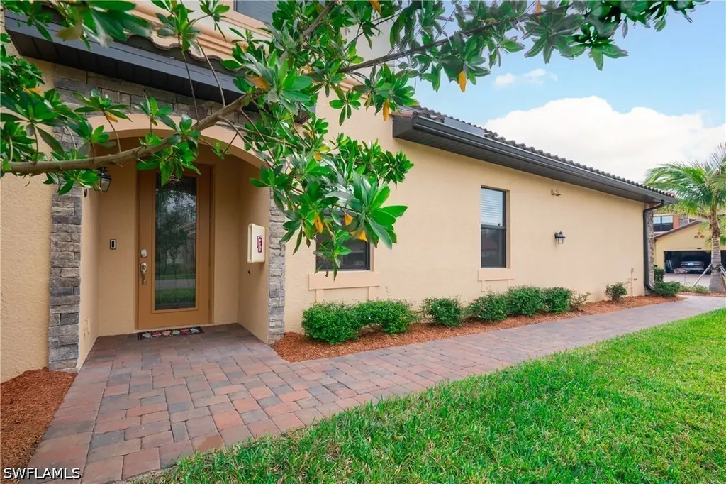 17411 Cherrywood Court Bonita Springs FL 34135