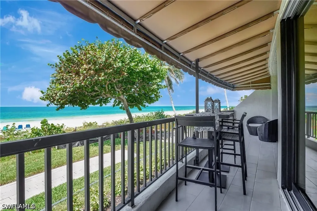 2357 Gulf Shore Boulevard N Naples FL 34103