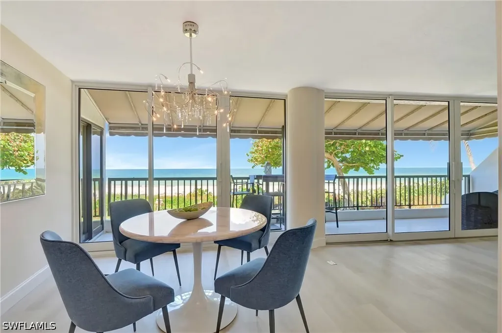 2357 Gulf Shore Boulevard N Naples FL 34103