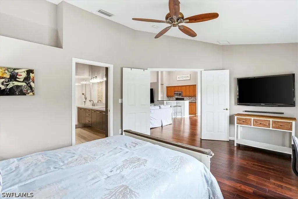 5615 Sherborn Drive Naples FL 34110
