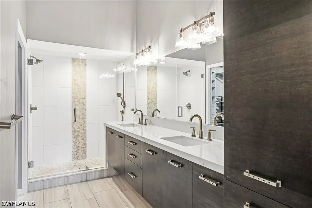 5615 Sherborn Drive Naples FL 34110