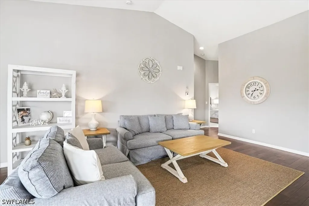 5615 Sherborn Drive Naples FL 34110