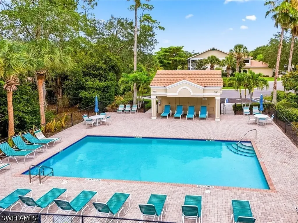 5615 Sherborn Drive Naples FL 34110