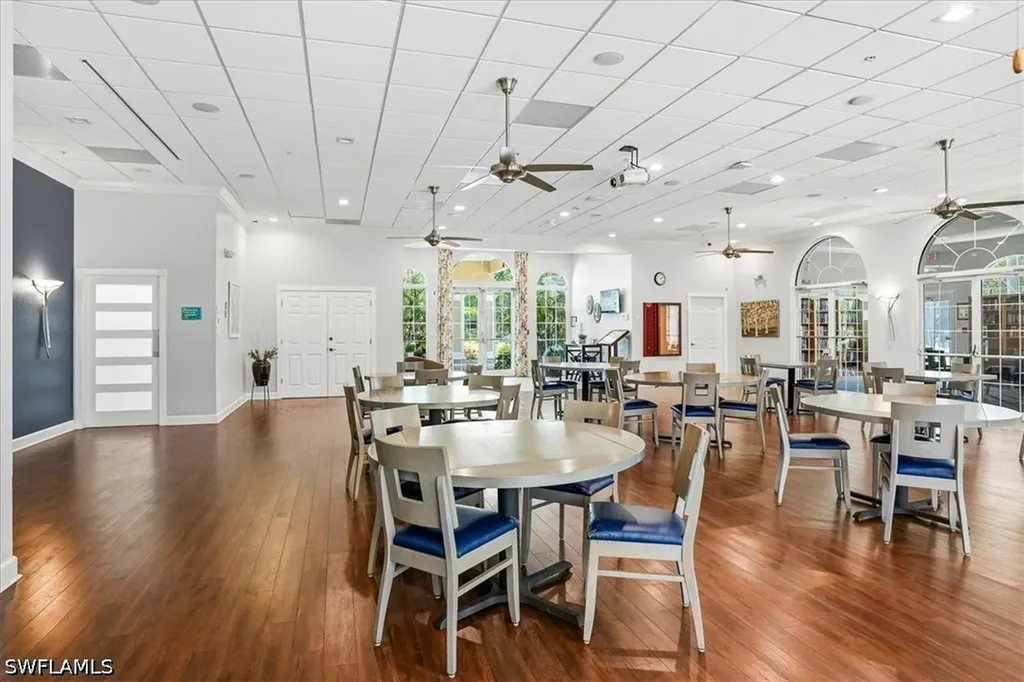 5615 Sherborn Drive Naples FL 34110
