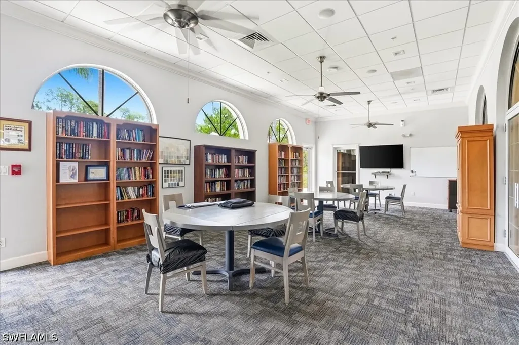 5615 Sherborn Drive Naples FL 34110