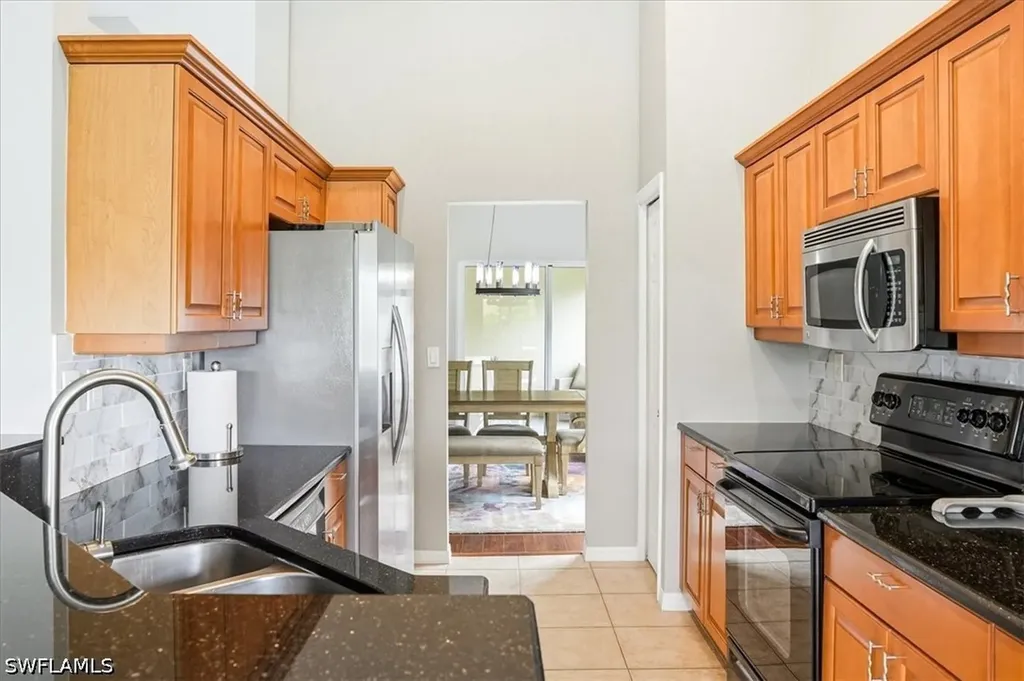 5615 Sherborn Drive Naples FL 34110