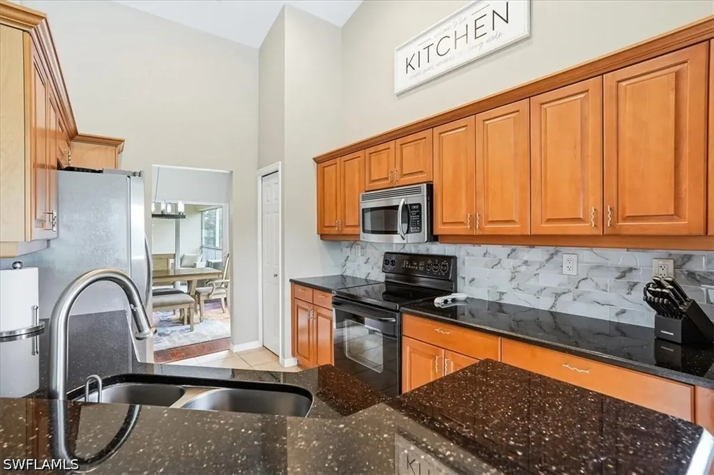 5615 Sherborn Drive Naples FL 34110