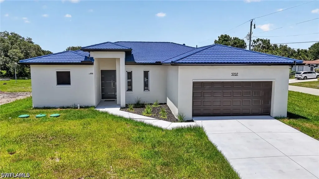 3707 E 15th Street Lehigh Acres FL 33972