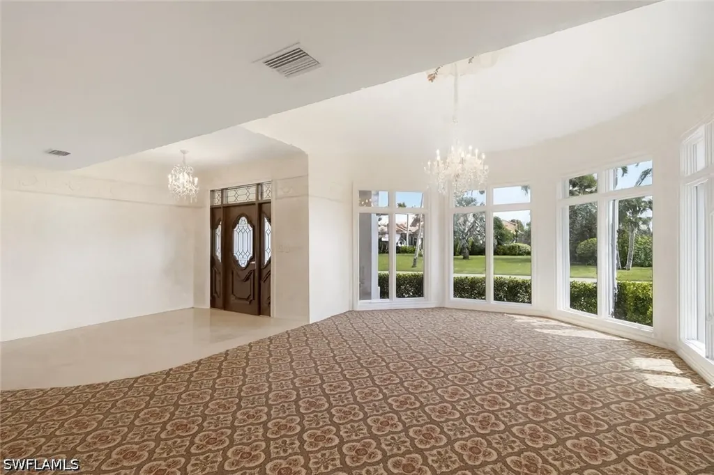 1535 Dolphin Lane Naples FL 34102