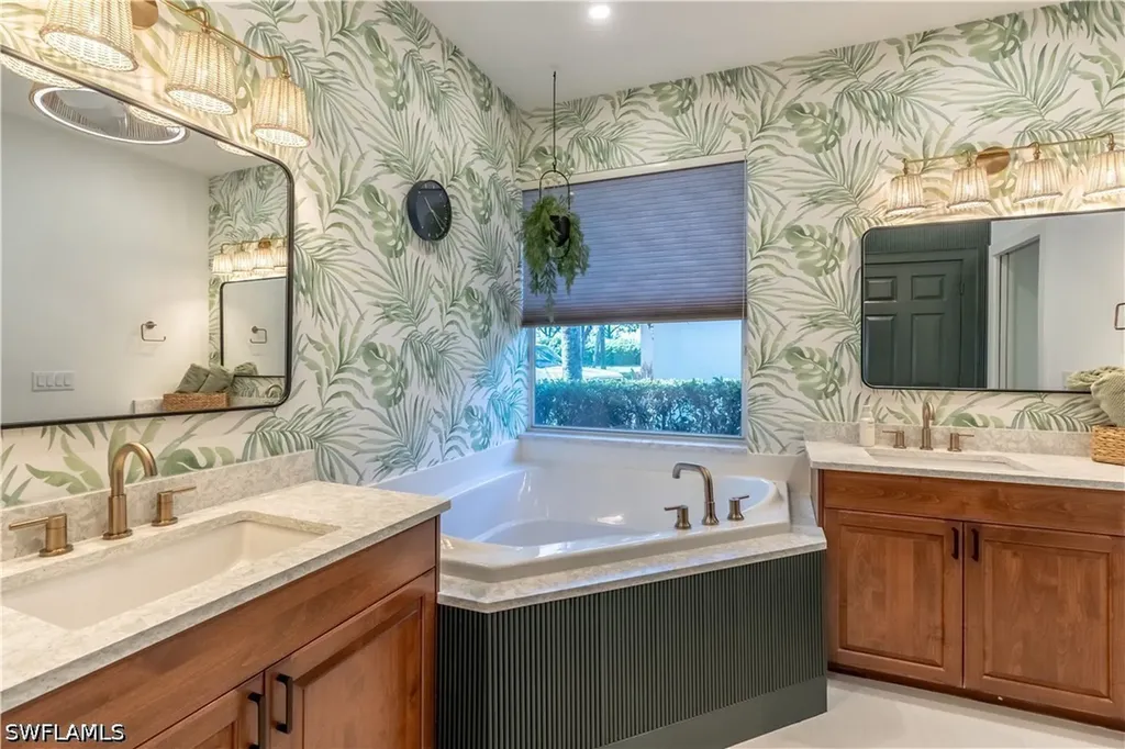 10346 Flat Stone Loop Bonita Springs FL 34135