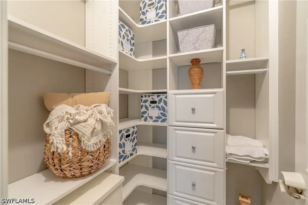 10346 Flat Stone Loop Bonita Springs FL 34135