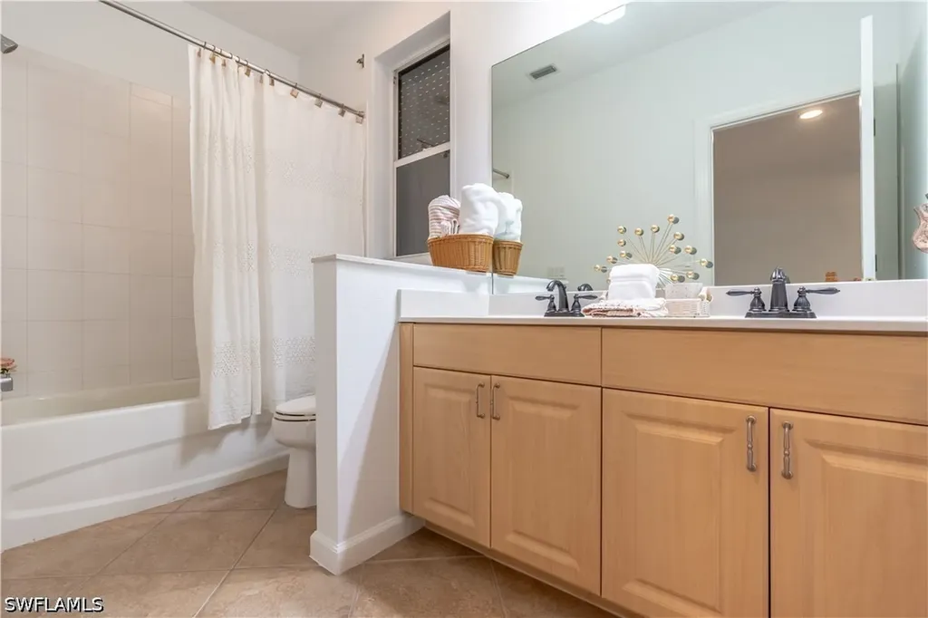 10346 Flat Stone Loop Bonita Springs FL 34135