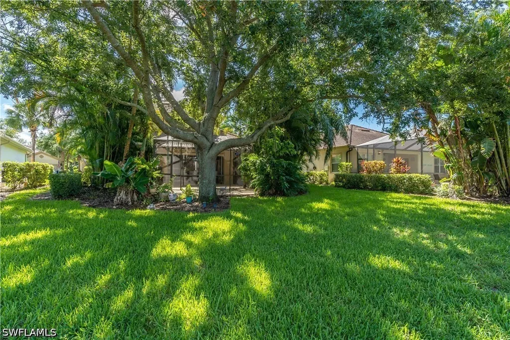 10346 Flat Stone Loop Bonita Springs FL 34135