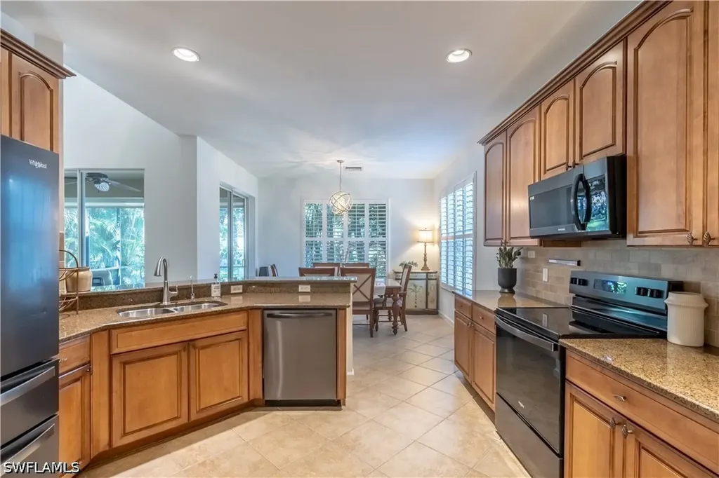 10346 Flat Stone Loop Bonita Springs FL 34135