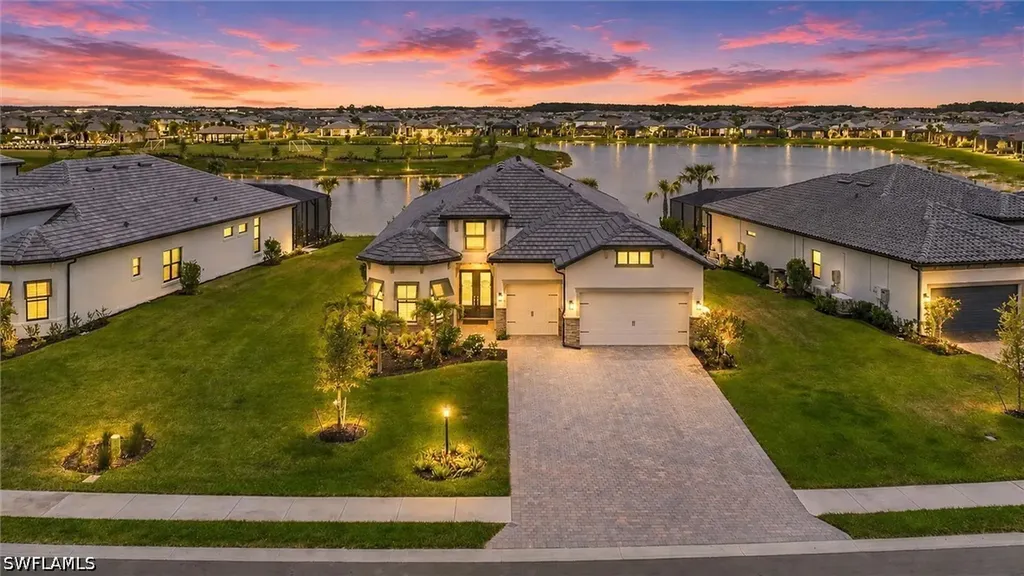 Estero FL, 20878 Napa Loop